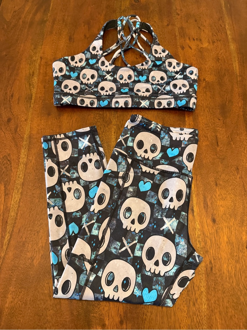 Constantly Varied Gear Emo Skulls Capri Set - Picture 2 of 5
